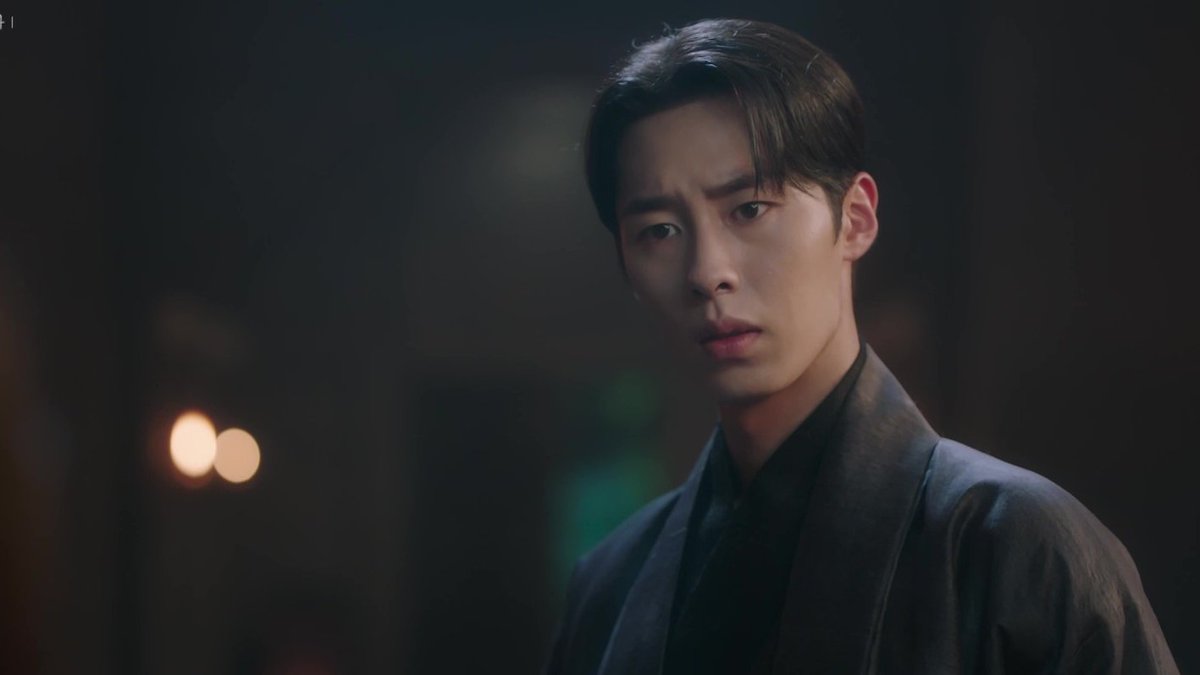 Literally the same energy! Instead of being frightened by Jang Uk's show of power, Yeong gets excited and happy. It's such a Naksu thing to do and Uk deep down feels the deja vu. 
#AlchemyOfSoulsS2 #AlchemyOfSoulsLightAndShadow #GoYoonJung #leejaewook #AlchemyofSouls #환혼