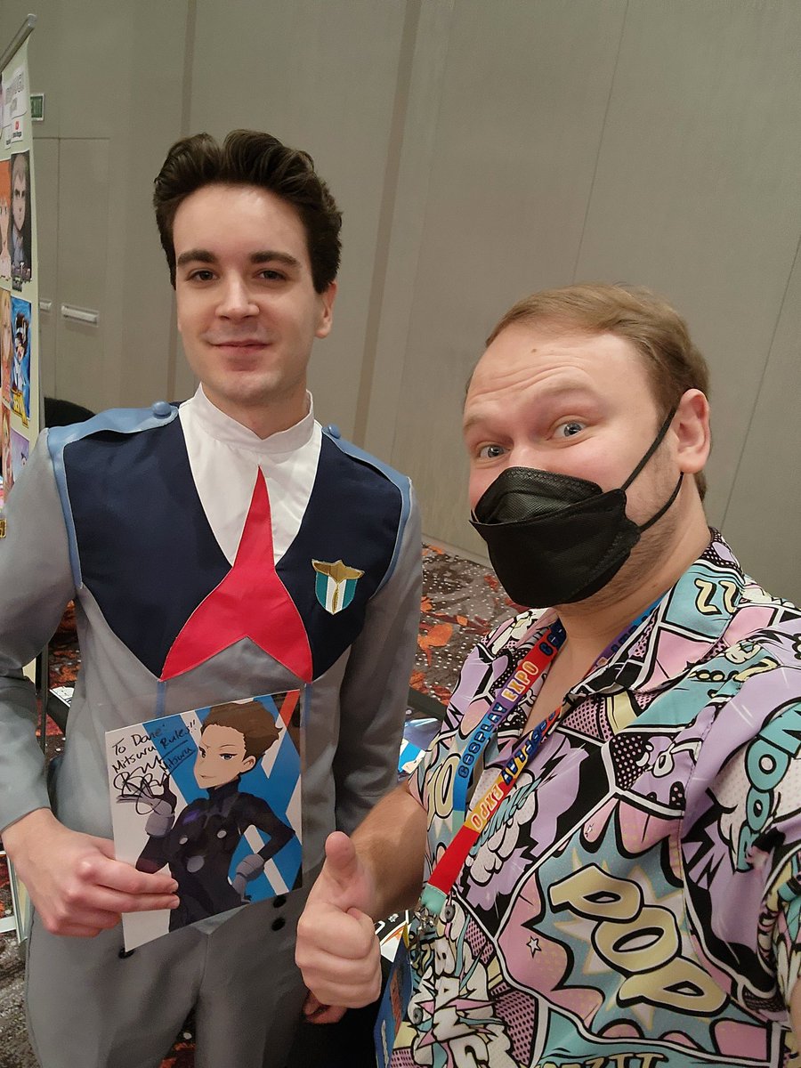 Just saw this Mitsuru cosplayer at <a href="/cosplay_expo/">Cosplay Expo is DECEMBER 8-10! VEGAS! Almost time.</a> and HAD to get a picture~!
#DarlinginTheFranxx