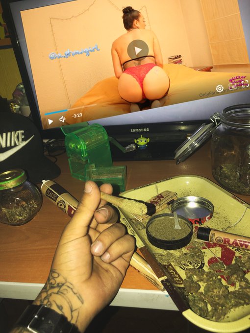 El mejor plan no exist... https://t.co/ZhMe1F3IG3<a href="/tag/femmefatale"class="tags"><span>&#35;femmefatale</span></a>