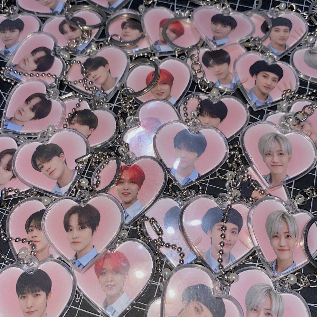 pickyours_co's tweet photo. FREEBIES NCT DREAM THE MOVIE ‘IN A DREAM’

siapa yang hari ini nonton nct dream the movie ?🙋🏻‍♀️ 
jangan lupa untuk ambil freebies kami ya! tinggal say ‘hai’ dan tunjukin kalo kalian udah follow instagram @pickyours_co 
📍 CGV Central Park 
🗓️ 10 Des 2022
⏰ 11.00 - habis

see you! https://t.co/58htcbgIGd