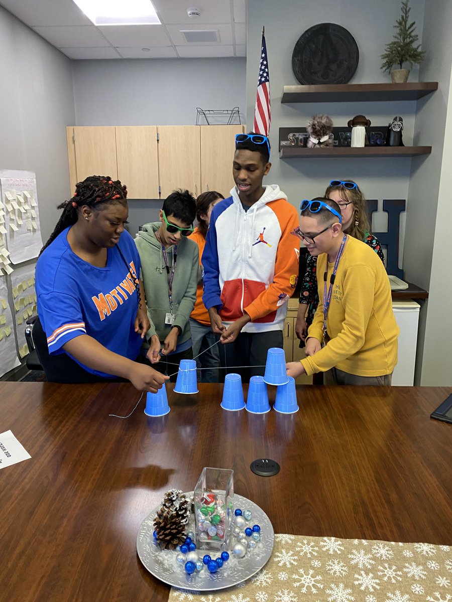MsALongmore's tweet photo. Thank you @UCSIllinois for another engaging and fun #leadership conference. #HoffmanHawks #Respect #choosetoinclude #WeareOne #SpecialOlympicsIllinois #Partners #LiveUnified https://t.co/5rFFt5i7Vt