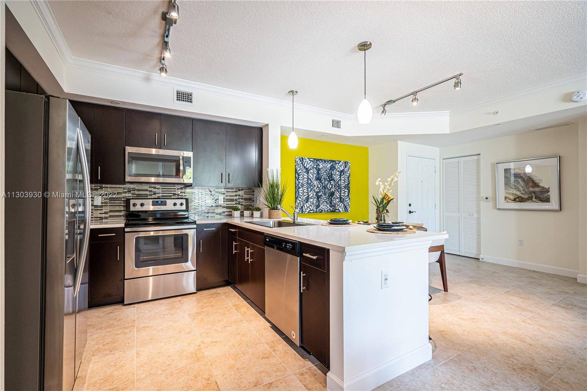 pinerotitle's tweet photo. New Listing Price: $1,900
14050 Pacific Point Pl #02-108, Delray Beach, FL 33484 is a fantastic property with 1 bedrooms and 1.0 bathrooms.
See more here: https://t.co/98adXDuVk0 https://t.co/sUl1m6SCLf