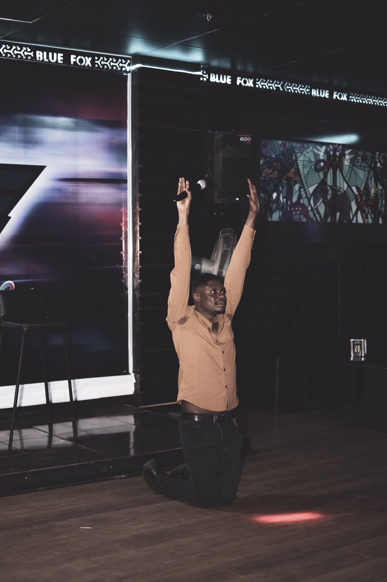 Zero5_Frames's tweet photo. It was fun &amp; laughter having the kind of comedy @ComedianEbiye🥇in (Blue Fox lounge) Abuja. 

#kingofcomedy #zero5frames #AbujaTwitterCommunity https://t.co/9ldhnY2T4x