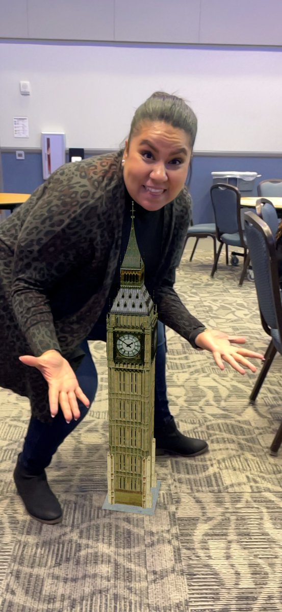 Hanging out with our FISD Elementary Coordinators at our Metro Supervisors meeting. Getting a TEA update and learning about new resources to help social studies teachers <a href="/mooreka84/">Kimberly Moore</a>