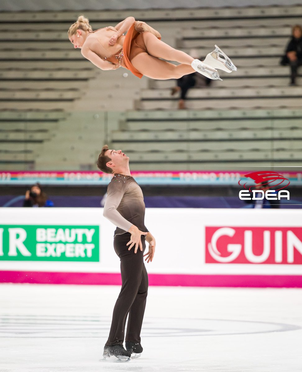 edeaskates's tweet image. Pairs Result ⁠
Congratulations #edeafamily!👏🏽👏🏽⁠
🥇Riku MIURA / Ryuichi KIHARA 🇯🇵
🥈Alexa KNIERIM / Brandon FRAZIER 🇺🇸
🥉Sara CONTI / Niccolo MACII 🇮🇹
4 Deanna STELLATO-DUDEK / Maxime DESCHAMPS 🇨🇦
5 Rebecca GHILARDI / Filippo AMBROSINI 🇮🇹
6 Emily CHAN / Spencer Akira HOWE 🇺🇸