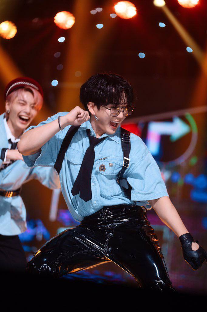 _which_f's tweet photo. #ChangbinBestBoy #ChangbinHandsome #ChangbinBestDanser #ChanbinBestRapper #changbin
#changbinbestvocalist
#protectchangbin
#straykidsthebest https://t.co/iYyvZfKIxG