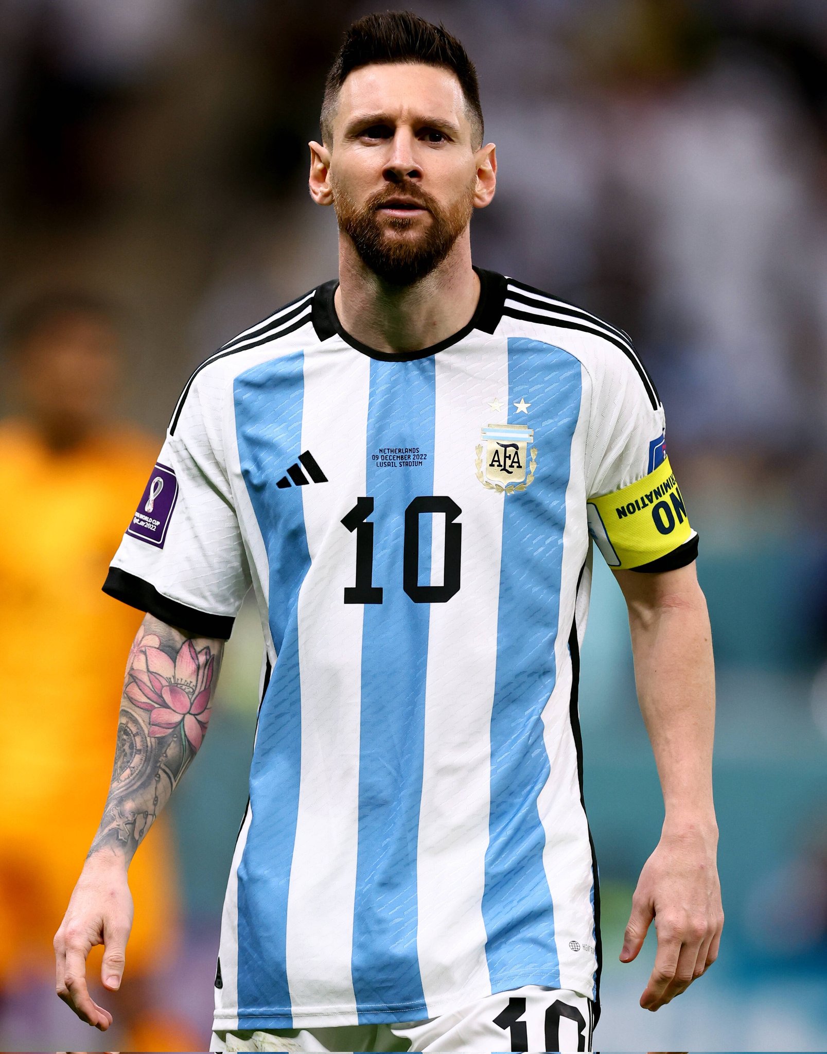 Với thông tin mới nhất về Lionel Messi, bạn sẽ không bỏ lỡ bất kỳ tin tức quan trọng nào về huyền thoại bóng đá này. Theo dõi Pulse Sports Nigeria trên Twitter để cập nhật tin tức mới nhất về Lionel Messi.