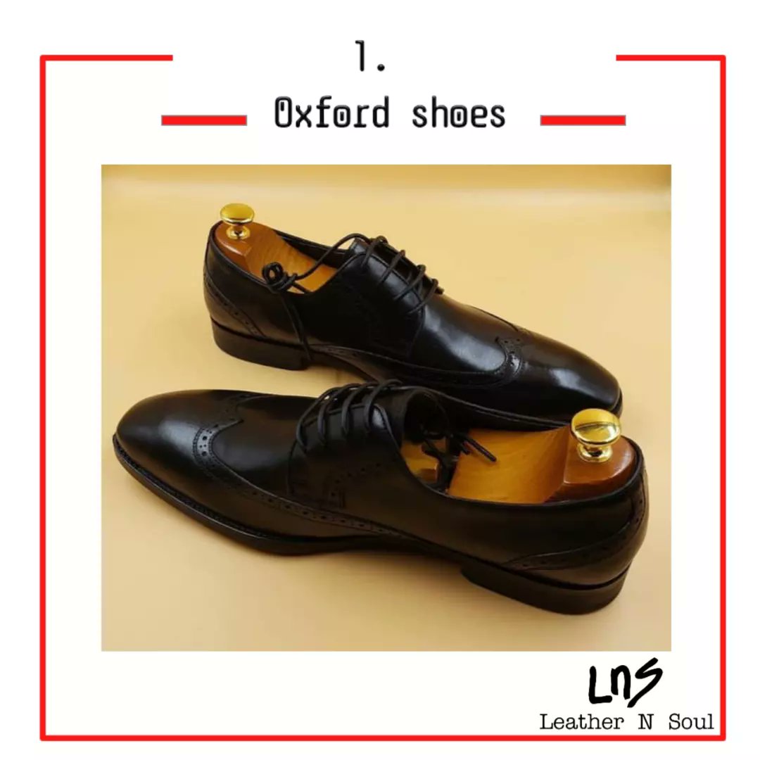 Leathernsoul's tweet photo. As a man there are five types of shoes you should own....
<swipe to see>

How many of these do you have currently??

We have all of these available..
Send a DM to place an order
.
.
.
.
#menshoesinlagos #lagosmenshoes #menslippersinlagos #lagosfootwears #shoesinlagos #lagoshoes https://t.co/a0LIajkMsr