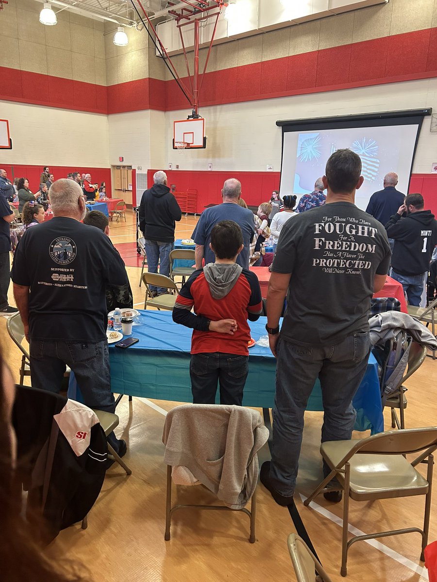 Bill Henderson tweet media