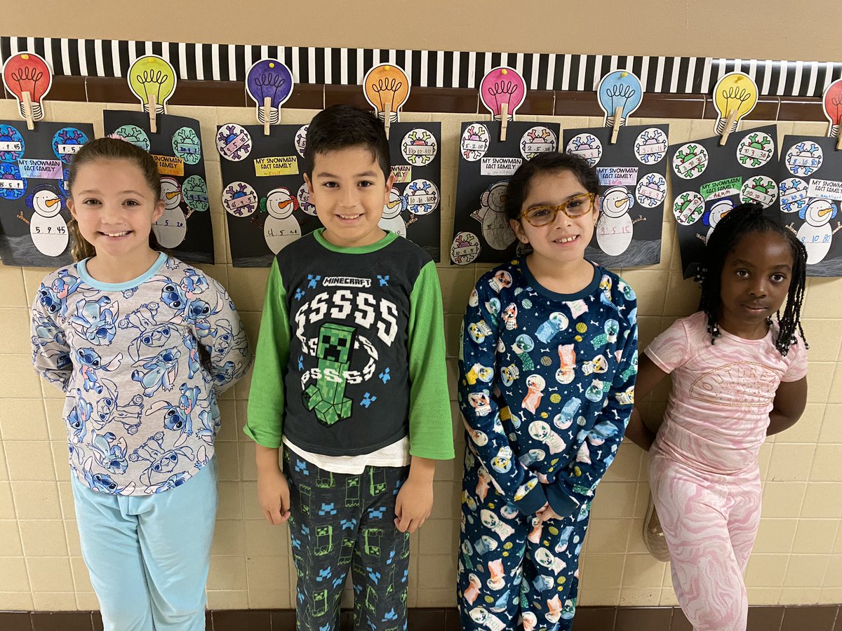 MrsDummeldinger's tweet photo. Our awesome behavior earned us a Pajama Day! ⭐️ @htsd_mcgalliard https://t.co/KyJNAZHHD8