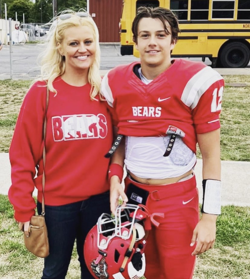 HutchB22's tweet photo. How is this kid 16 already?!? 😭 He’s remained so sweet yet strong funny and smart. He’s one of a kind and has our hearts more and more each day. HBD @RyanHutch937 #GNOAT https://t.co/3NFFxGphRt