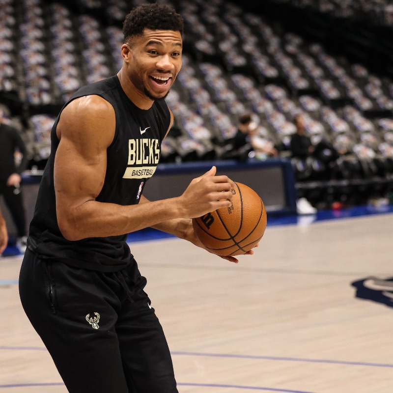 Bucks's tweet photo. In Photos: Bucks get final reps in Dallas.