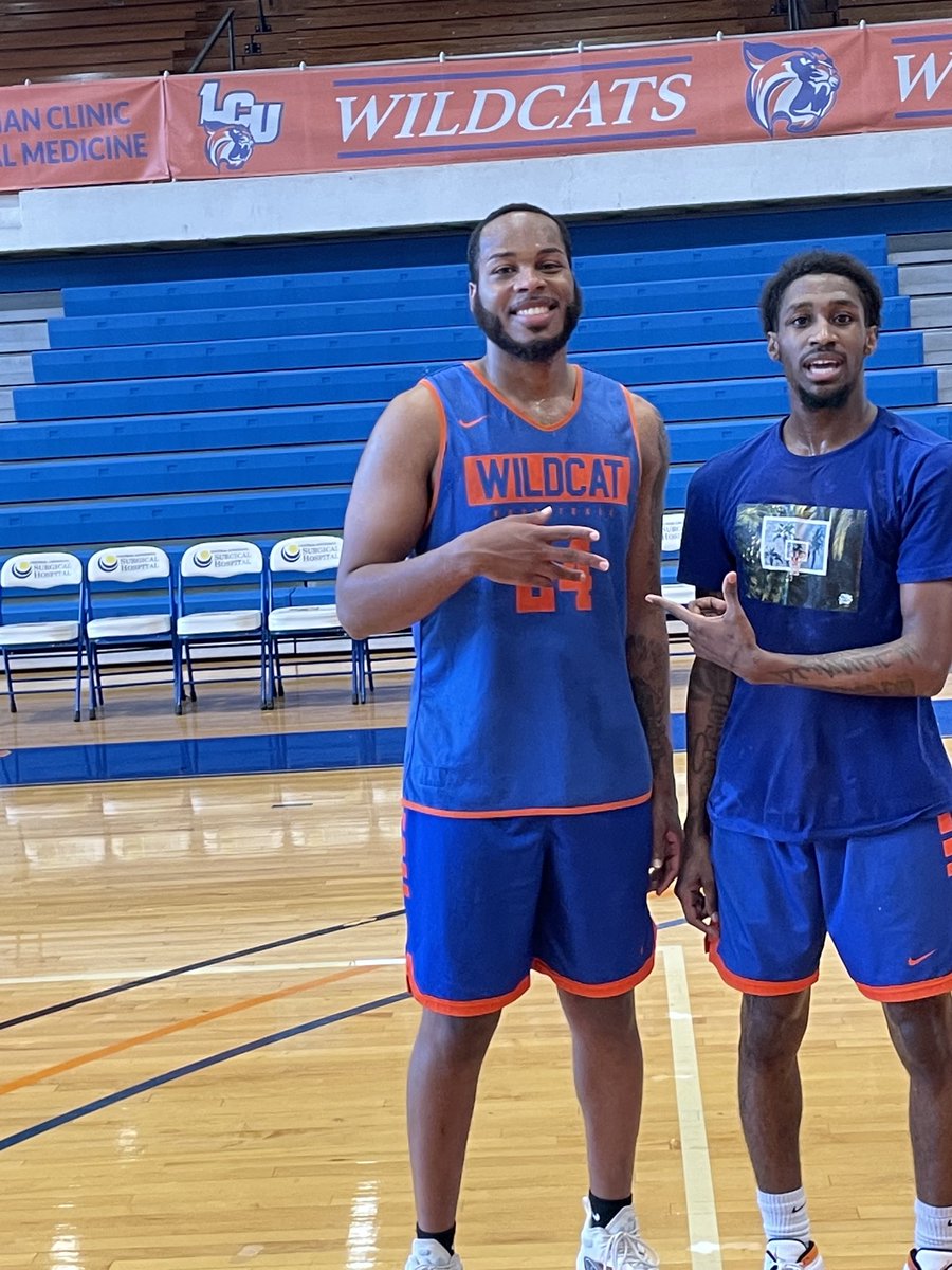 LCU_MBSK's tweet photo. Bilbo on the left!!! Salute my brother! You have run the race and finished the course... Today is your victory! Congrats on graduating this semester... #Alumni #keptfighting! https://t.co/9CnioGLeNb