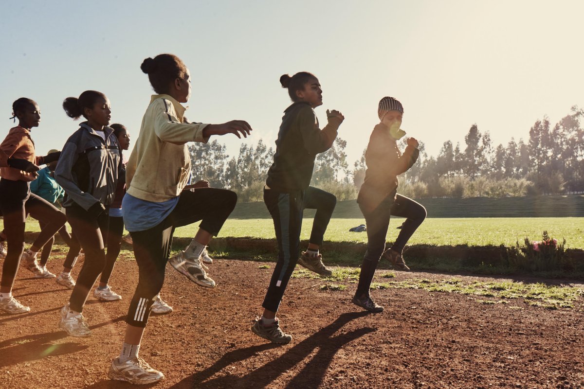 Girls Gotta Run tweet media