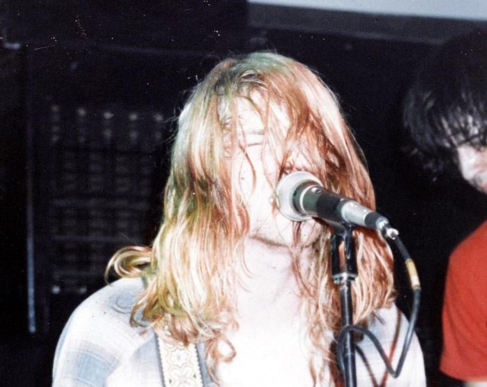 hourly cobain (@hourlycobain) on Twitter photo 