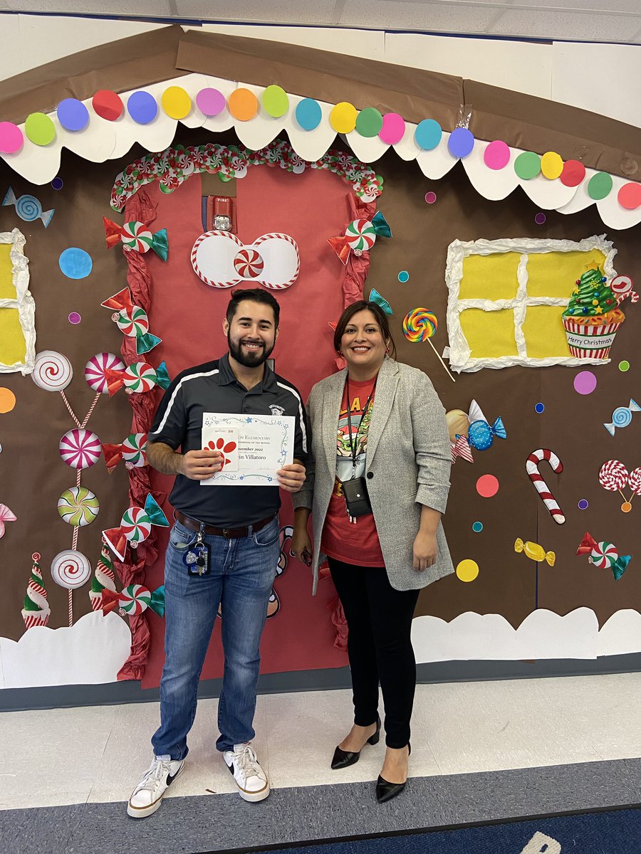 MrVillatoro6's tweet image. Got surprised with para of the month for November! 🥳🥳 #IISDTECH @BartonBuff @IISDTechService