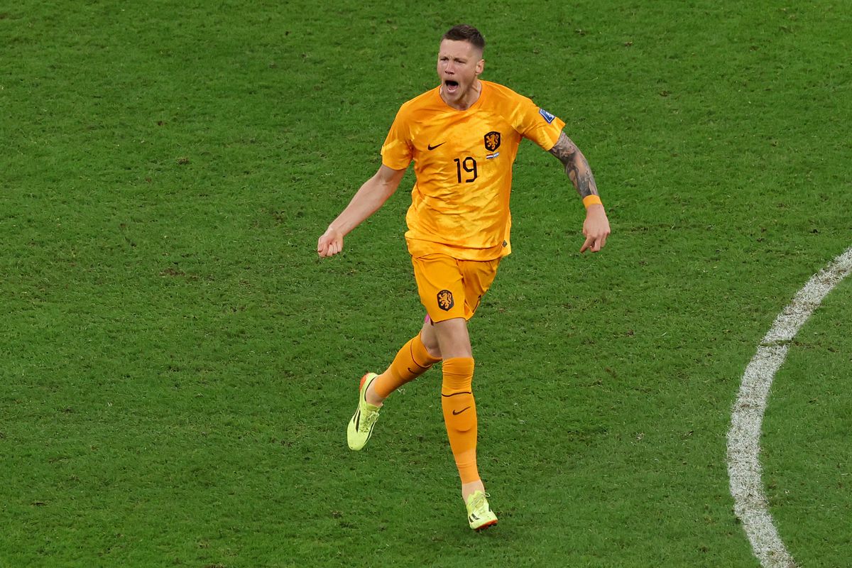 Wout Weghorst, bir Dünya Kupası maçında 2 gol atan ikinci Beşiktaşlı futbolcu oldu.

1. İlhan Mansız vs. Güney Kore (3-2)