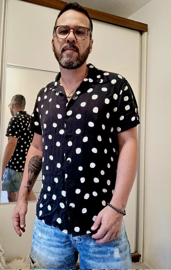 Bora movimentar o PIB desse país 🤡 <a href="/biscoitonaspoc/">@BiscoitoNasPoc</a> #gay #gayindo