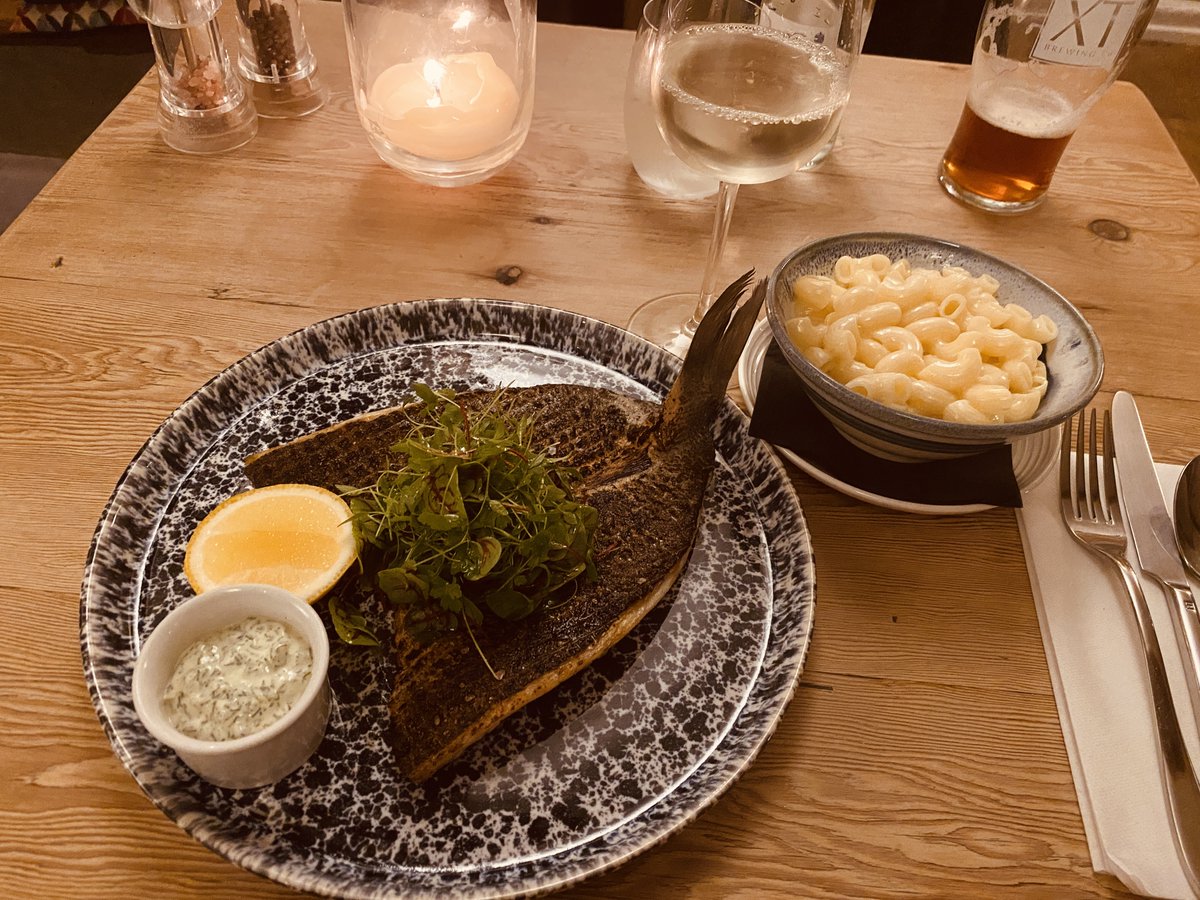Chargrilled sea bass with crispy skin <a href="/ThePilgrimNM/">The Pilgrim Pub</a>
#Bucks
guide.michelin.com/sg/en/buckingh…
