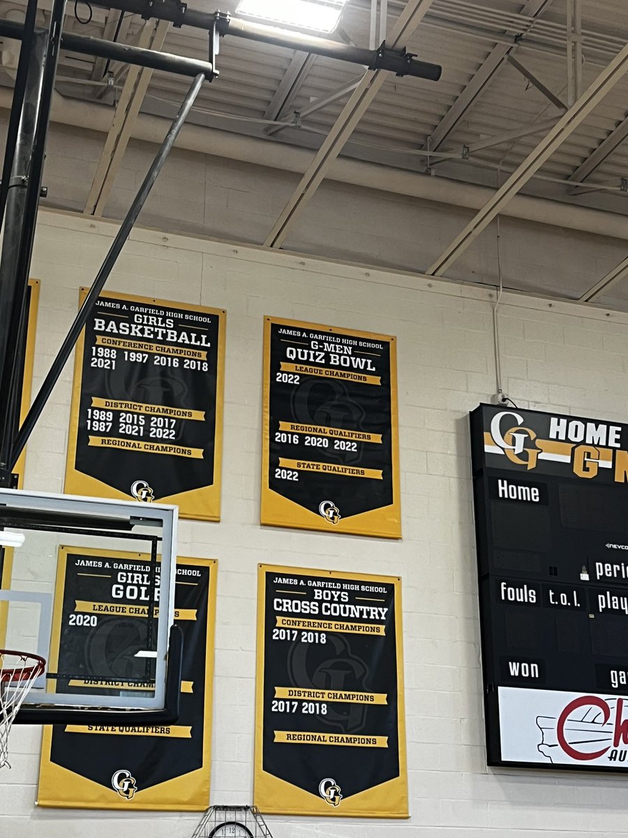 jagquizbowl's tweet photo. Thank you @JAGSchools for the new banners in JAG Gymnasium to commemorate our success from last season! Hopefully we can add to them this year! #DefendtheVille #JAGNation https://t.co/53yYkTl79F