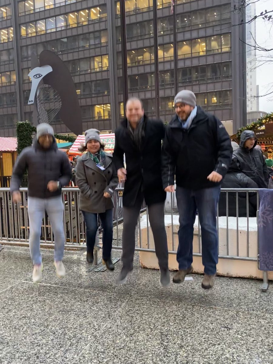 AllStr_Alliance's tweet photo. #picassojump https://t.co/KIigG0o1xU