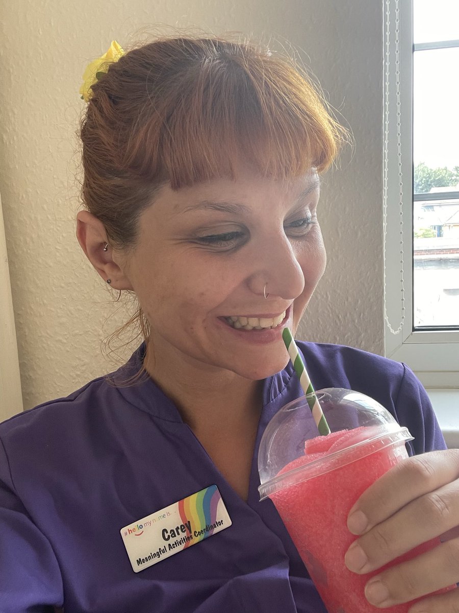 August reminiscence…when your lovely colleague treats you to a cool cherry slushy on a super hot day…divine 🌞 #hotsummersday 😋