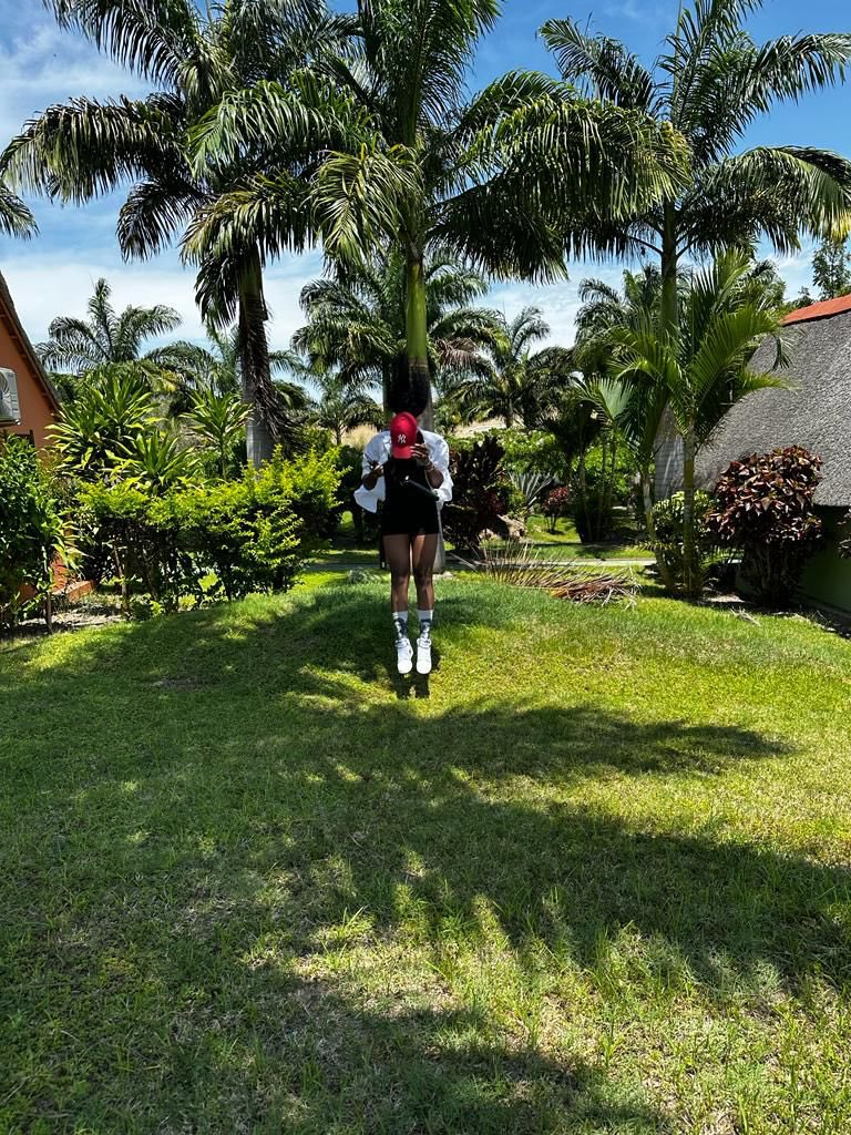 ednasalles22's tweet photo. Se dê o poder de ser cada vez melhor🦋 https://t.co/OViAEFcMM6