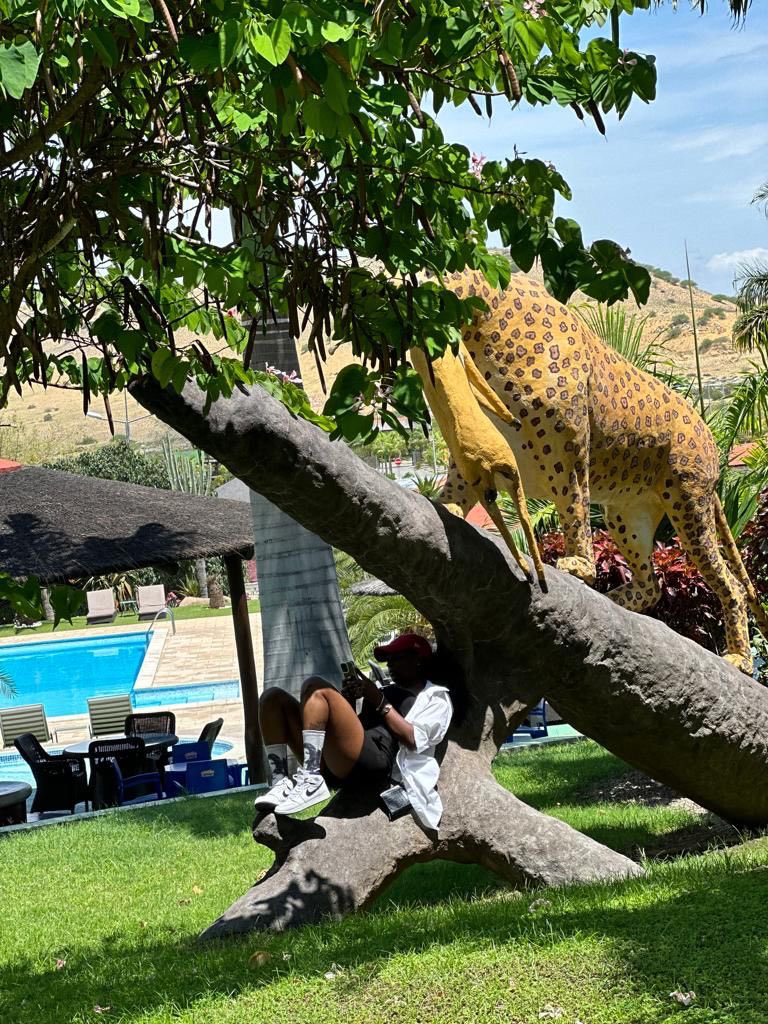 ednasalles22's tweet photo. Se dê o poder de ser cada vez melhor🦋 https://t.co/OViAEFcMM6
