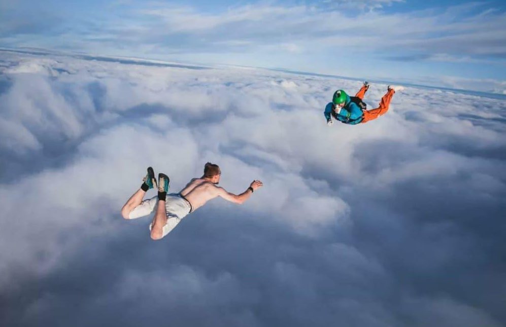 ꜱᴄᴀɴʟᴀɴ ꜱᴘᴏʀᴛꜱ™️ on Twitter "Fun fact You can skydive without a parachute, but only once."