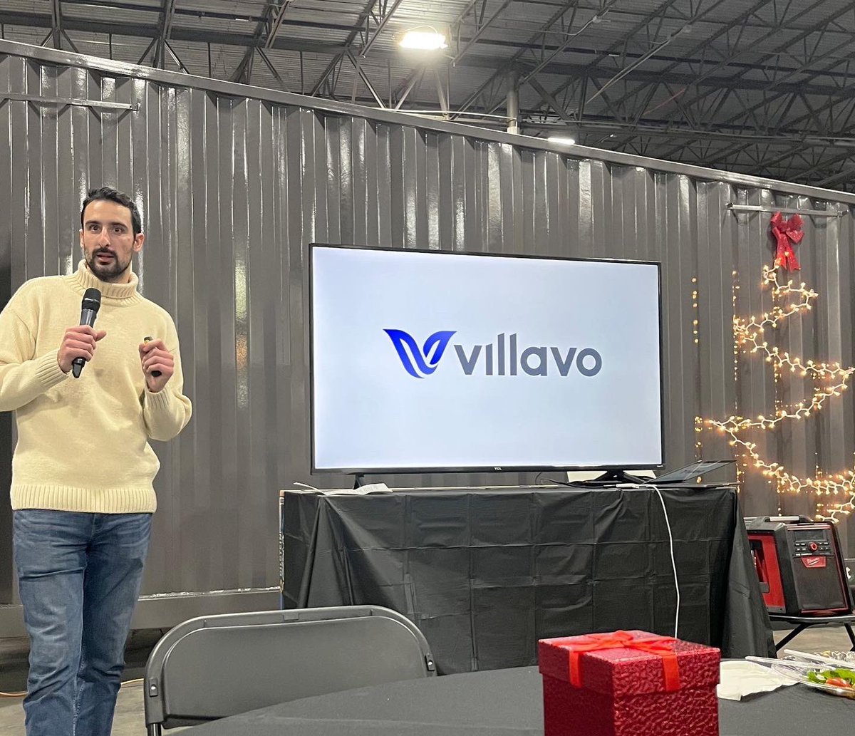 Earlier this week, we were able to have our annual Holiday Party! 🎄

We were happy to indulge in some fantastic food, drinks, and fun while mingling with our valued vendors and some of our new Villavo team members.

We're ready to close out a great 2022 and take on 2023!