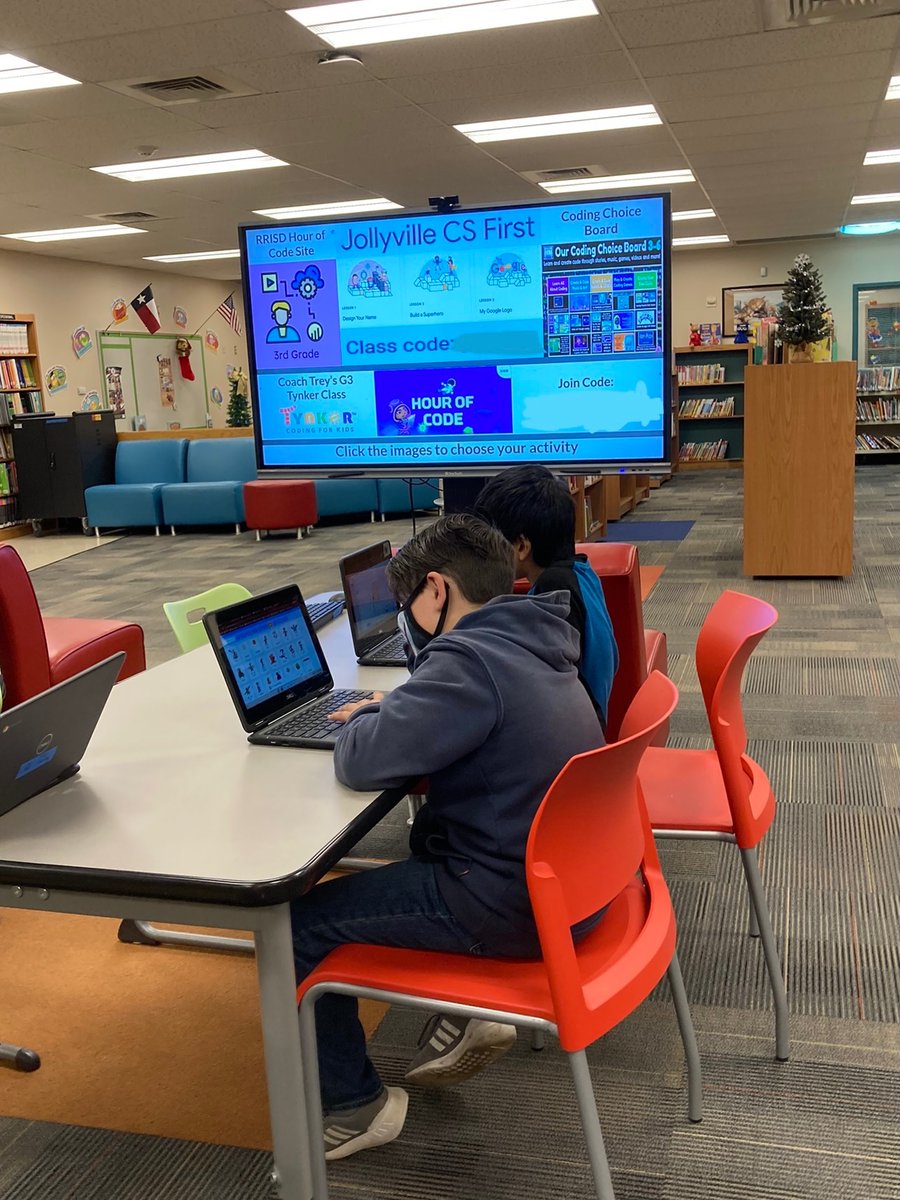 Students had a great time coding in the library this week!