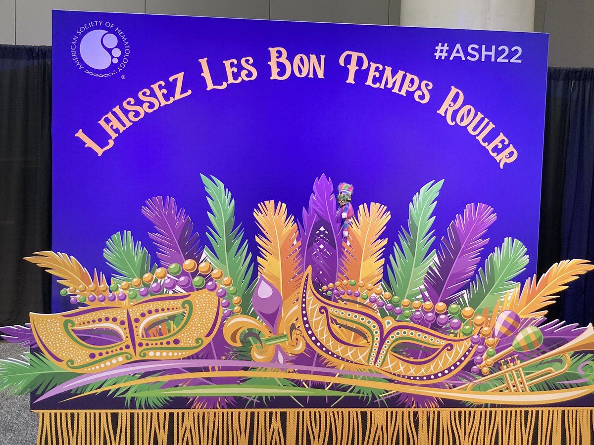 Can anyone find the rainbow monkey?? #ASH22