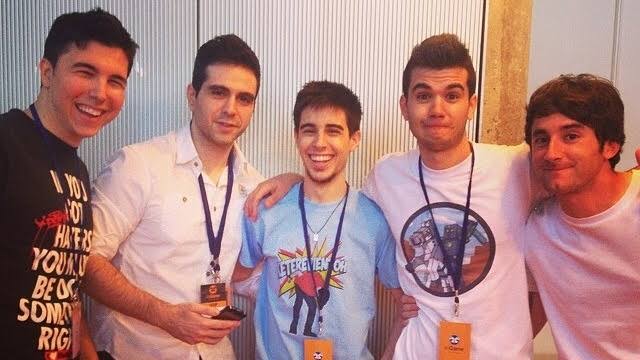 vegetilesfans's tweet photo. Una hermosa foto de
Willyrex, Samuel , Alexby chiquito
Frank Y Luzu juntos cuando eran jóvenes 🥰🥰🥰
#vegetta777 #vegetta #samuel #samueldeluque #Karmaland #KarmalandV https://t.co/8NZNAIjbVd