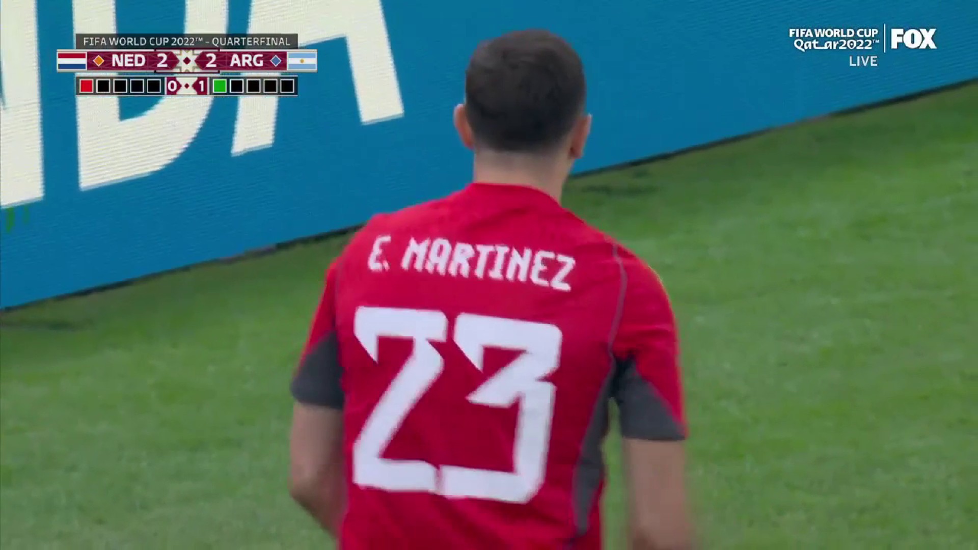 ANOTHER SAVE BY MARTINEZ 

Netherlands: ❌❌
Argentina: ✅”