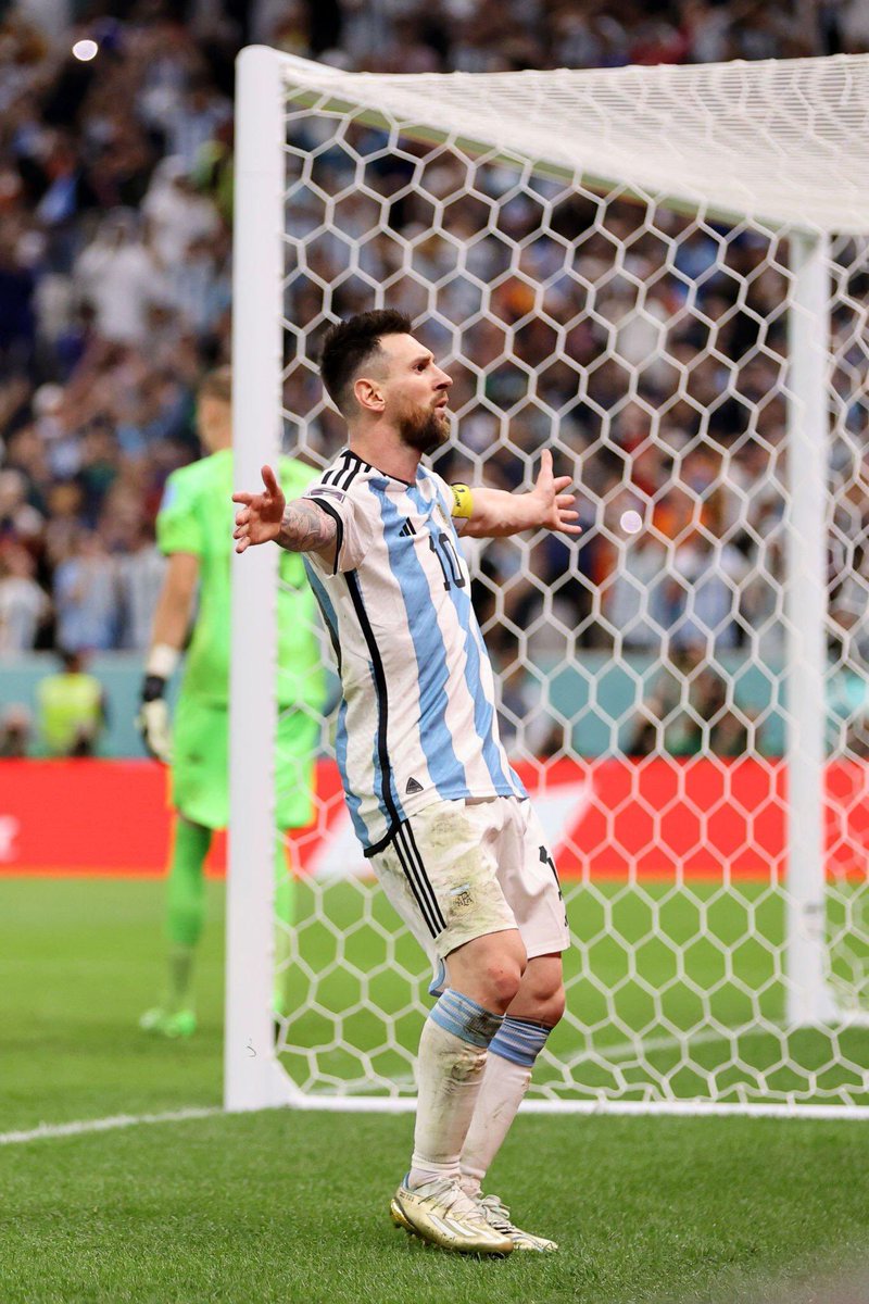 TE AMO PARA SIEMPRE LIONEL. QUEDAN 2 PASOS.