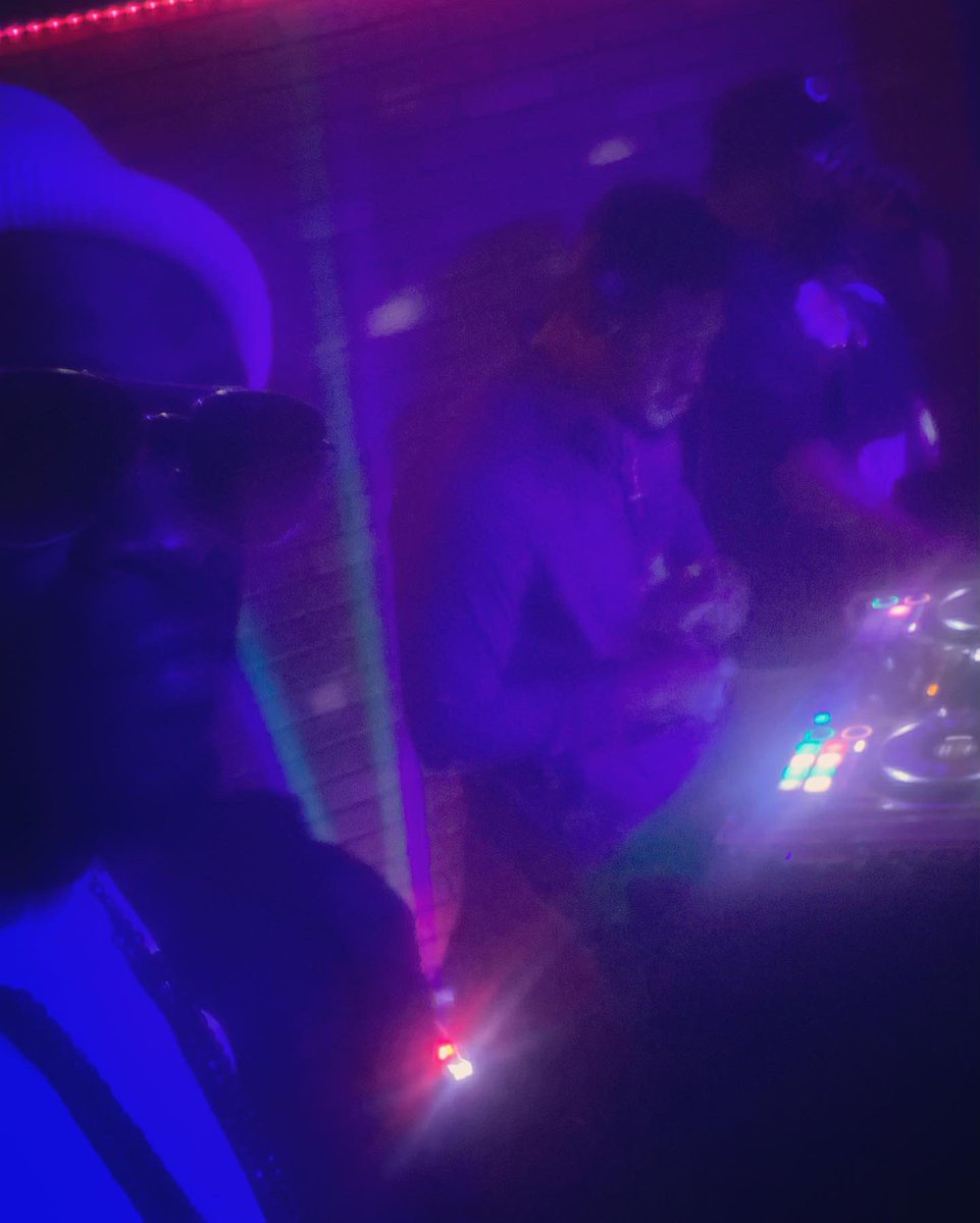 djtopspin's tweet photo. I’m runnin BIG choonz alongside DJ Demo 2NITE @ Red Lounge [@totc206]. #TheAfrobeatParty’s rep grows bigger globally by the wk. 🫡 to @djnayiram for weaving me into the fold w/ my 1st guest slot. #pullup #partake #libations #vibrations #yktv #teamtopspin #moveyabody 🟣🎚🙌🏾🎚🟣 https://t.co/lqJhl8U2QX