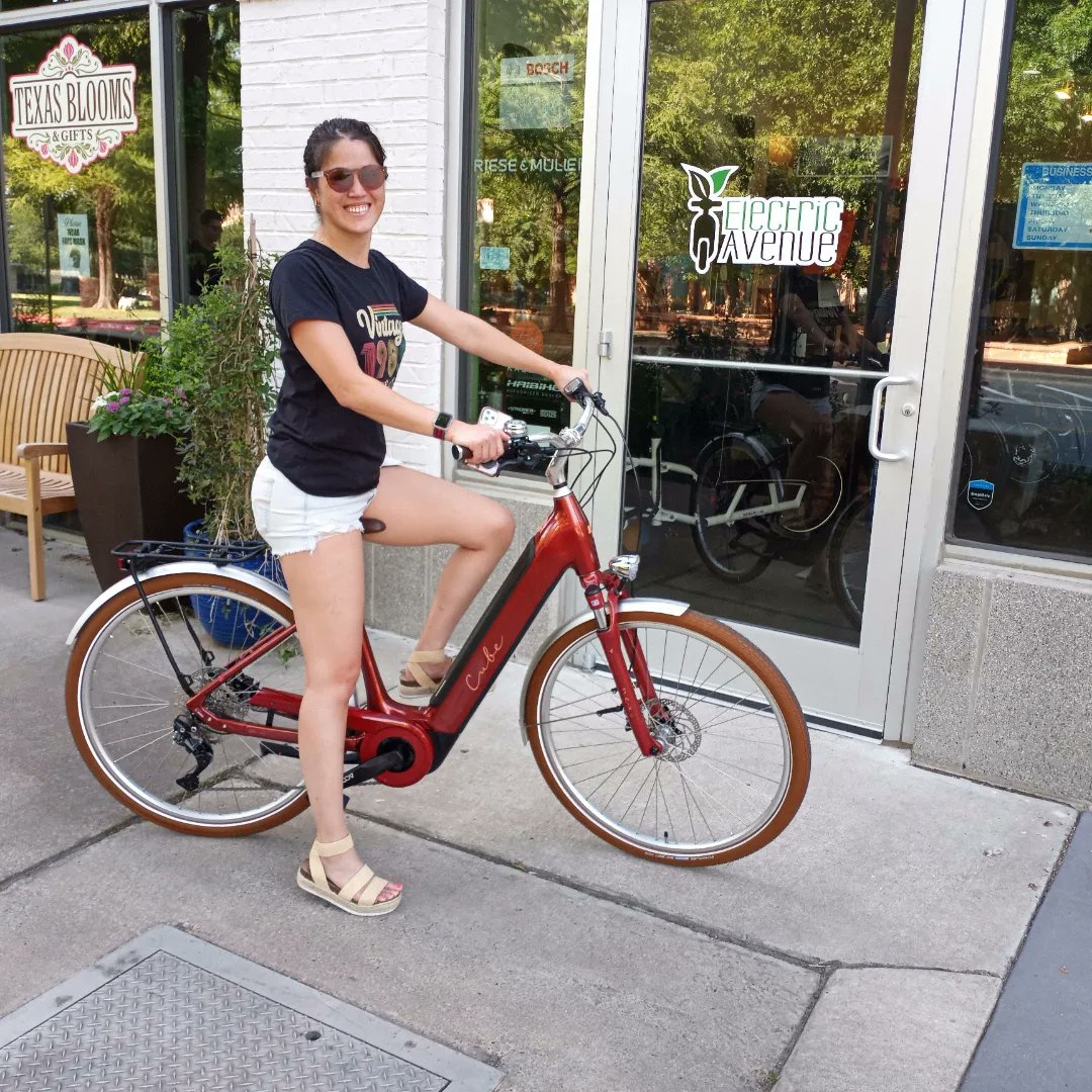 ElectricAvenue tweet media