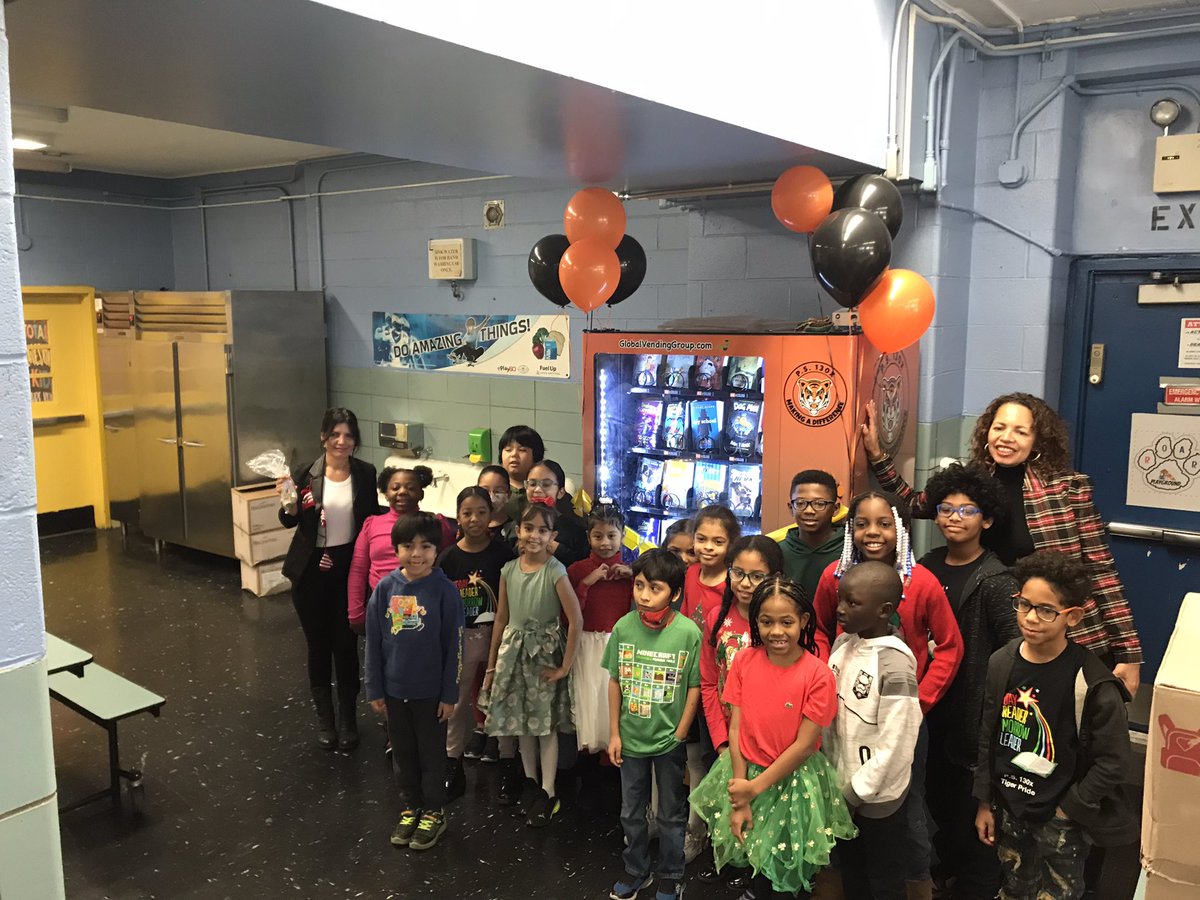CSAPatterson's tweet image. Amazing ribbon cutting today for a book vending machine at X130!  Congratulations to Principal Velazquez and AP Dibetta.  Shout out to Principal Ortiz for bringing her MS students by to celebrate at their former elementary school. @FollowCSA @CannizzaroCSA @hrubio