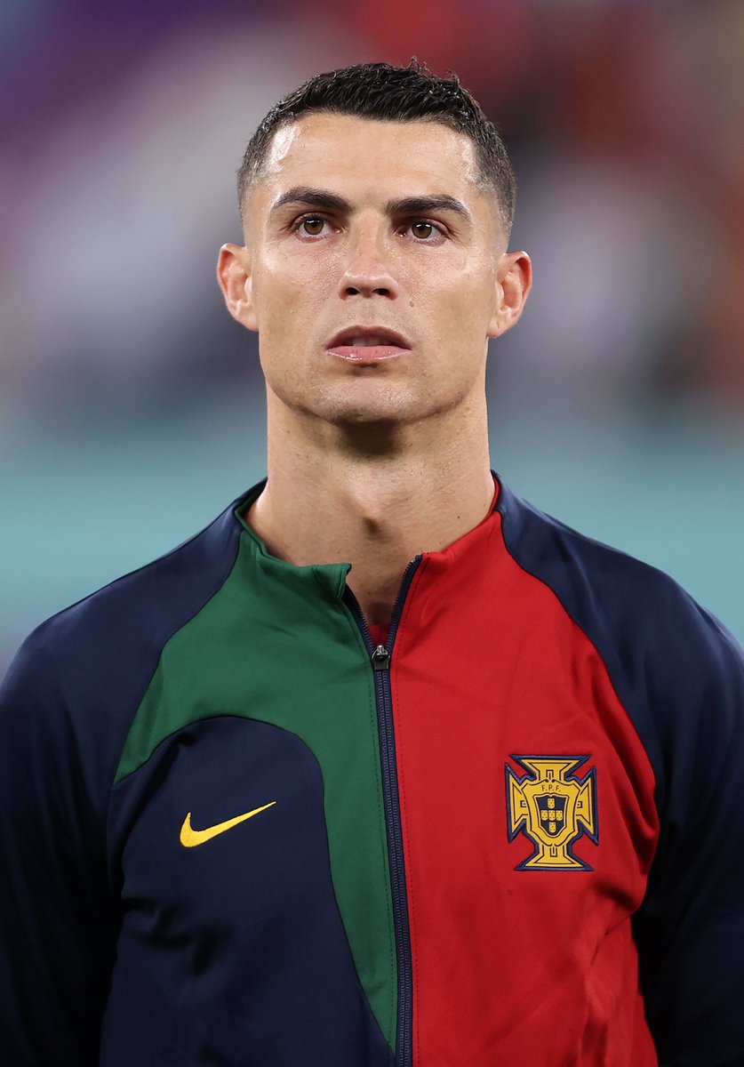 Who is your goat ? 🐐

Messi                             Ronaldo
Retweet 🔃                     Like ❤️