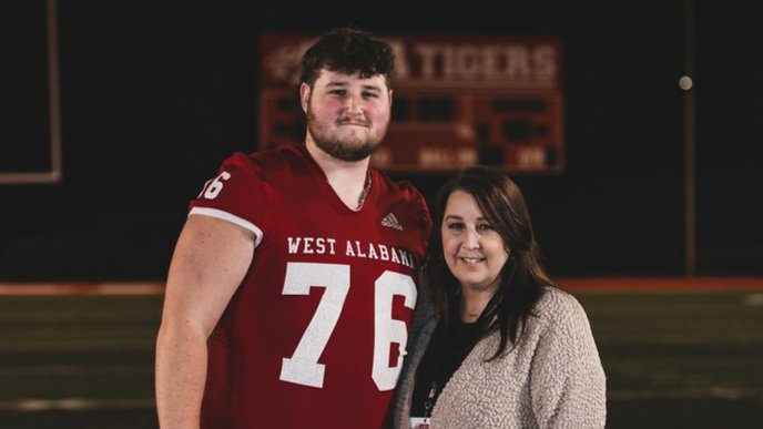 Logan Sampson tweet media