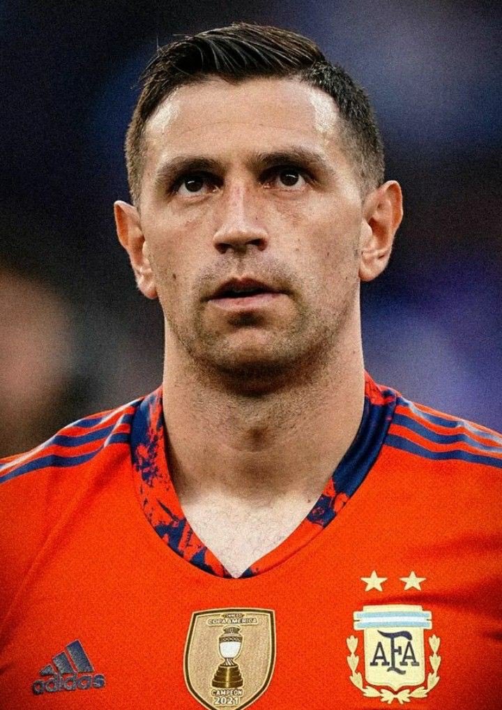 DAMIÁN EMILIANO MARTÍNEZ. UNA VEZ MÁS. GRACIAS 🇦🇷