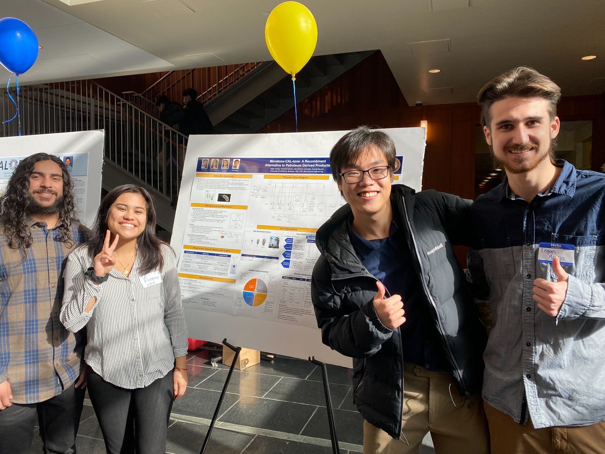 We want to congratulate two Pow.Bio interns for their excellent presentation this week!

Rey and America are UC Berkeley students who presented their research poster for a Biochemical Engineering course focused on living cells. 

We're so excited!