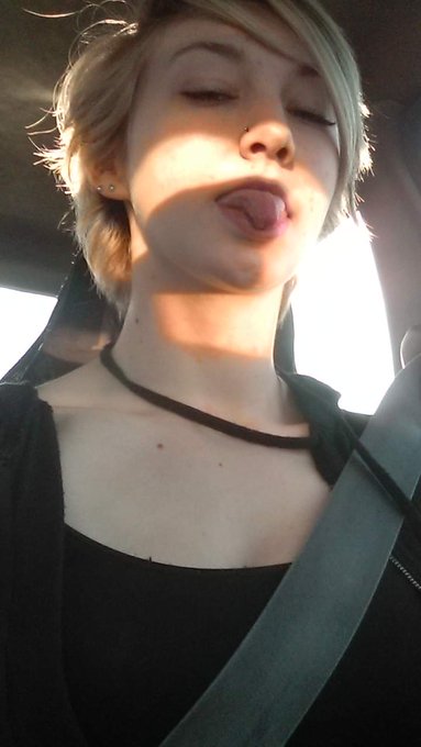 How I would look with short hair.. about 6 years ago no thank you now though 💋 Rapunzel, Rapunzel  #onlyfansgirl<a href="/tag/shorthair"class="tags"><span>#shorthair</span></a><a href="/tag/tongue"class="tags"><span>#tongue</span></a><a href="/tag/onlyfansgirl"class="tags"><span>#onlyfansgirl</span></a>