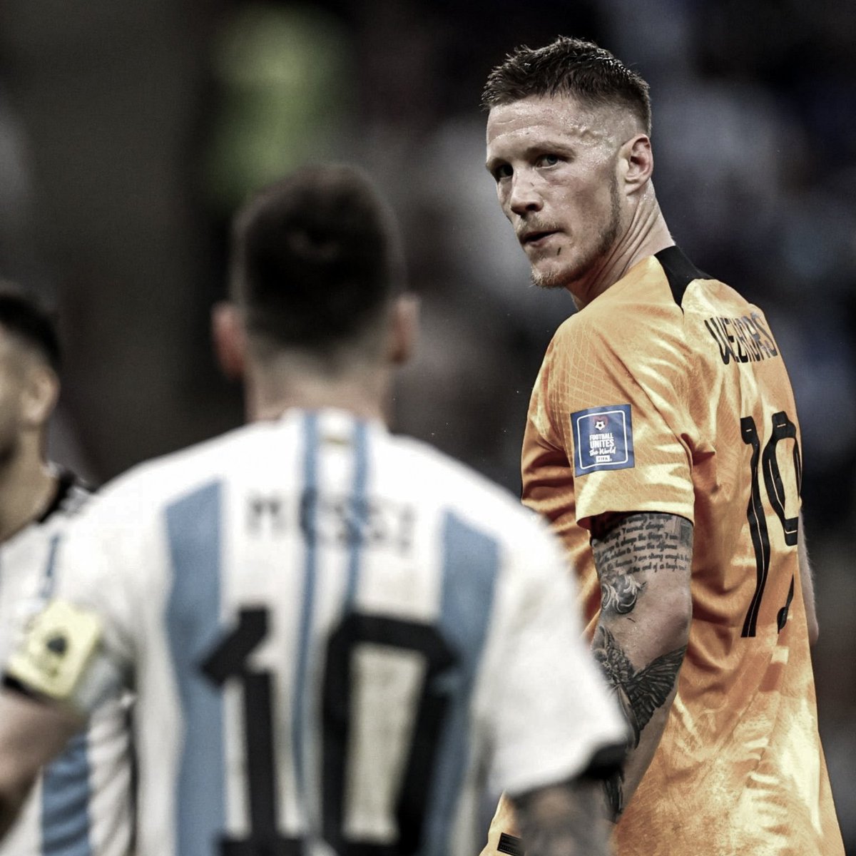 consahins's tweet photo. weghorst az kalsın tek başına messi'nin milli takım kariyerini bitiriyordu ödüm koptu aq https://t.co/8hVdAZu9Bb