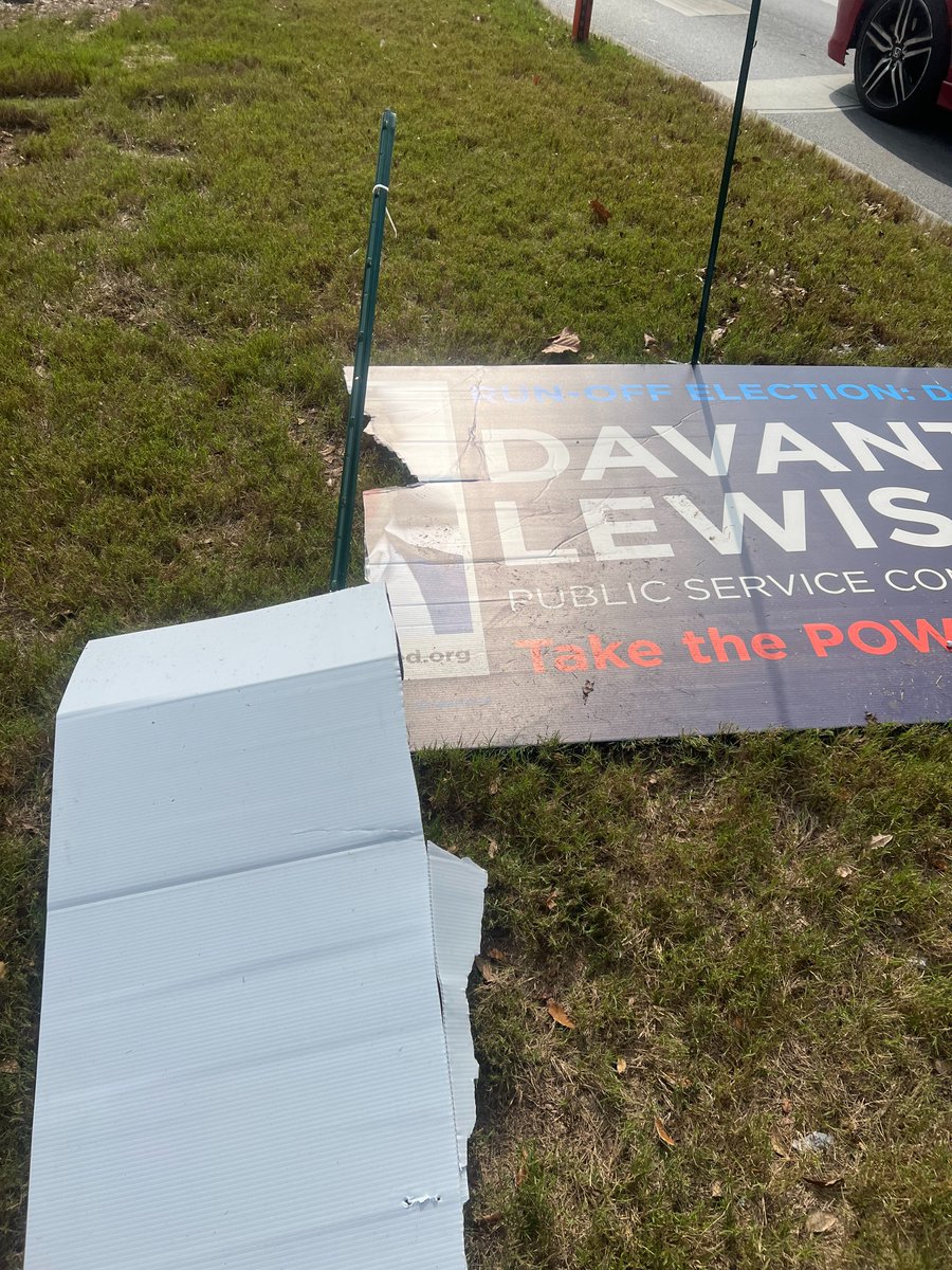 Bruce Reilly, J.D. tweet media