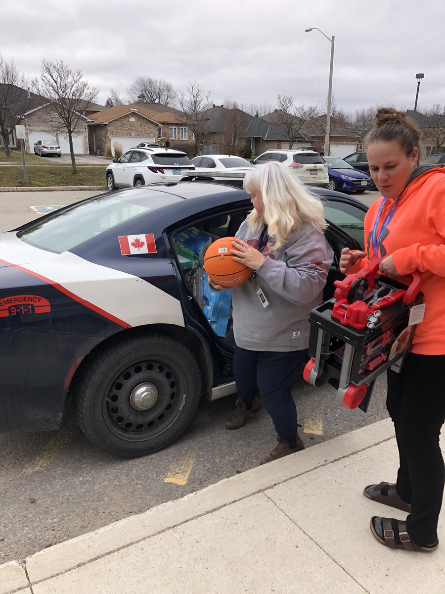 Algonquin Ridge Elementary School tweet media