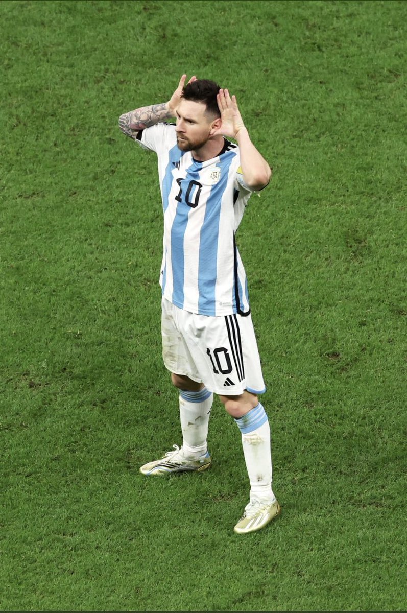 IglesiasDiego's tweet photo. VAN GAAL https://t.co/uquayzP4B4