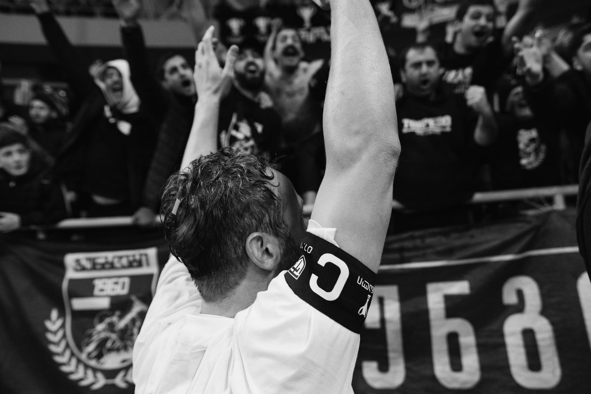 🖤🤍 𝐂𝐀𝐏𝐓𝐀𝐈𝐍