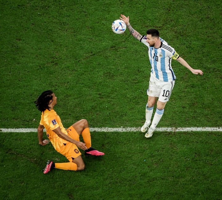 Kaison_Kaison's tweet photo. Nothing to see here. Just the same old corruption at finest, Fifa wanting Messi vs Ronaldo. So obvious…..#fifa #wc2022 #NEDARG https://t.co/jFyCY6HOq5