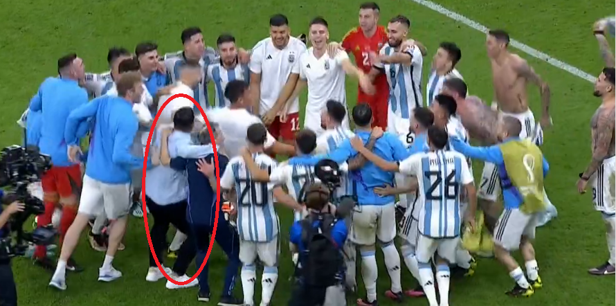 ElGuillo68's tweet photo. el kun festejando es todo https://t.co/OmCPckZvXa